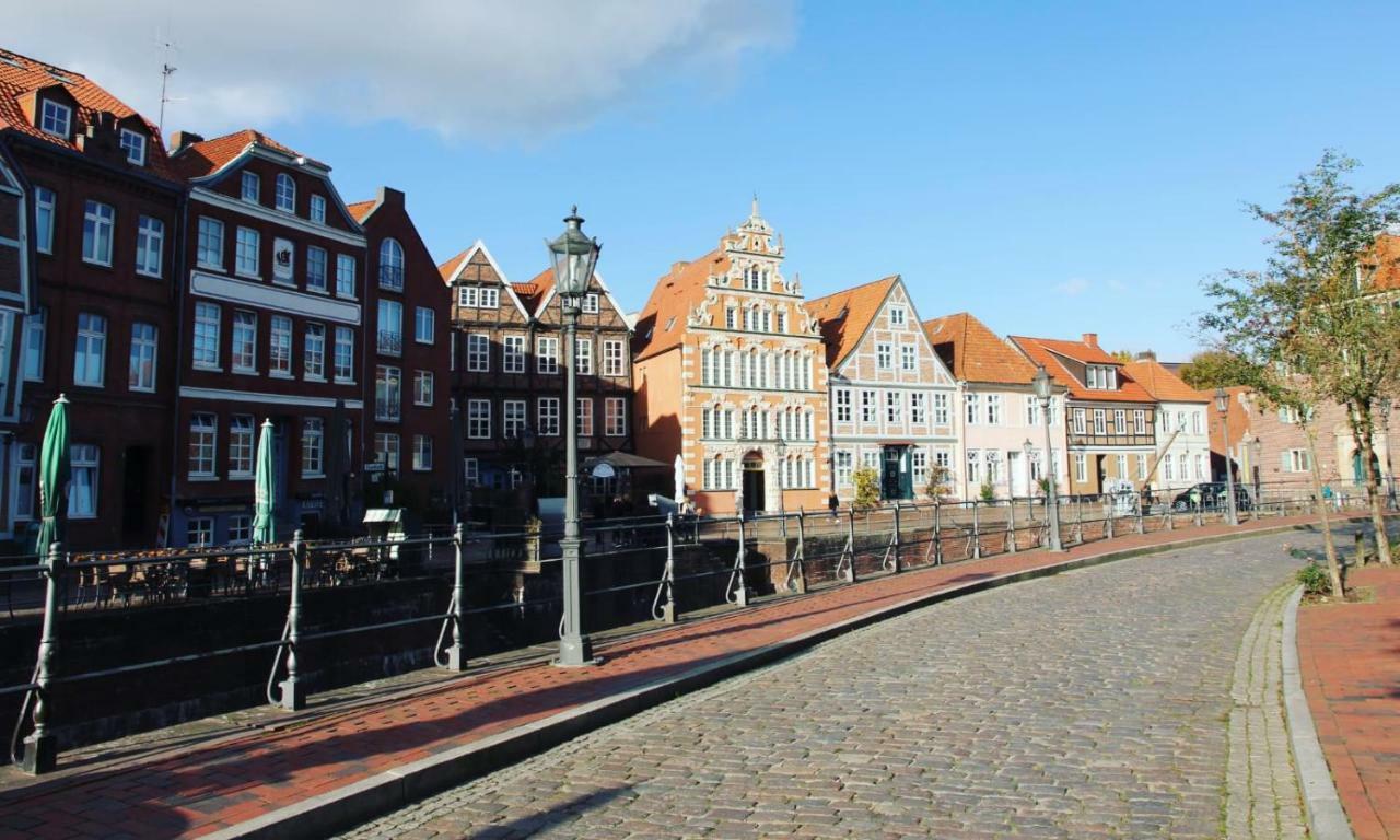 Moderne 2-Zimmer Wohnung! Wlan Und Netflix Inklusive! Zentral Gelegen In Der Historischen Altstadt! 施塔德 外观 照片
